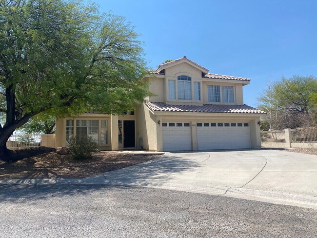 Primary Photo - 6325 N Juliano Rd