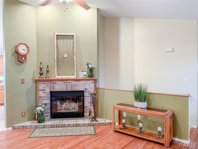 Building Photo - 1031 Buran Dr