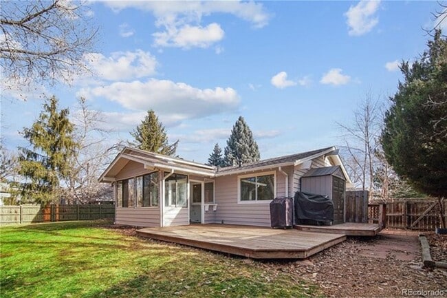 Building Photo - Beautiful & Spacious Home in Quiet Gunbarrel Neighborhood