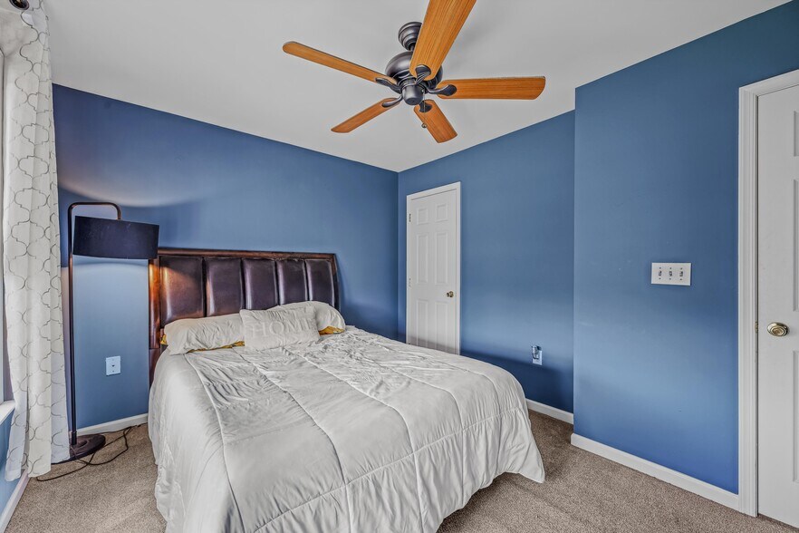 Building Photo - 288 Cirrus Way