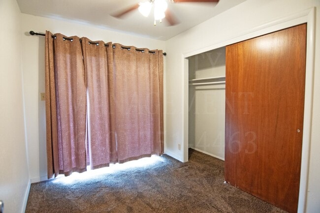 Building Photo - 2 Bedroom 1 Bath