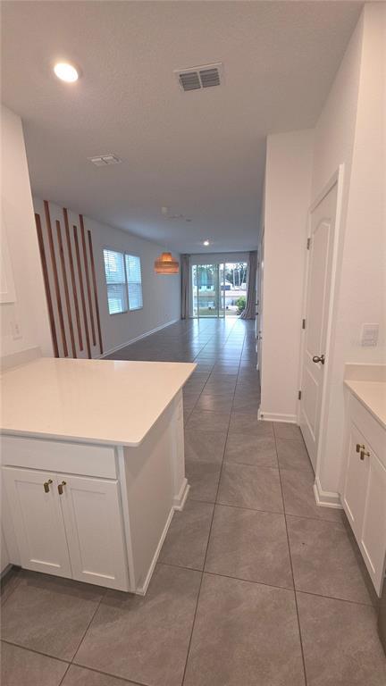 Building Photo - 56 Sage Br St