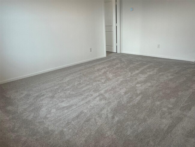 Building Photo - 10406 Rocky Trl