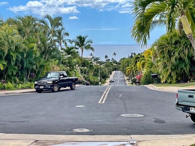 Building Photo - Elegant 1-Bedroom Retreat in Prestigious South Maui Neighborhood w/ Utilities Included – Availabl...