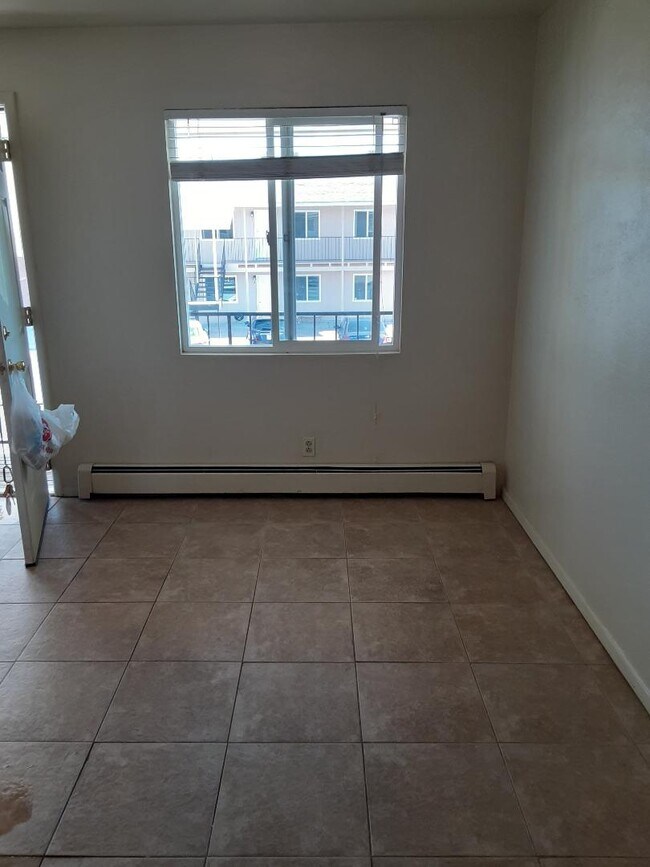 Building Photo - 530 Rio Pecos Rd