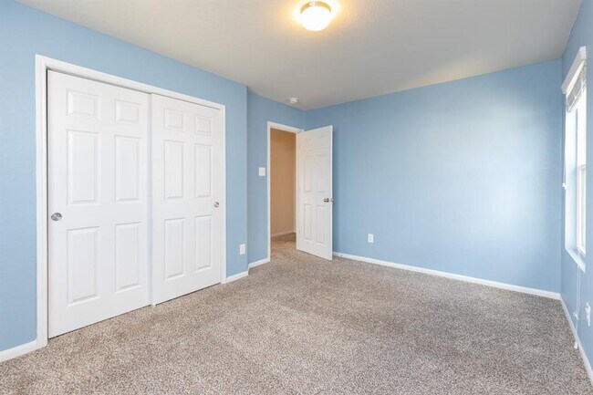 Building Photo - 12318 Leafy Arch Way