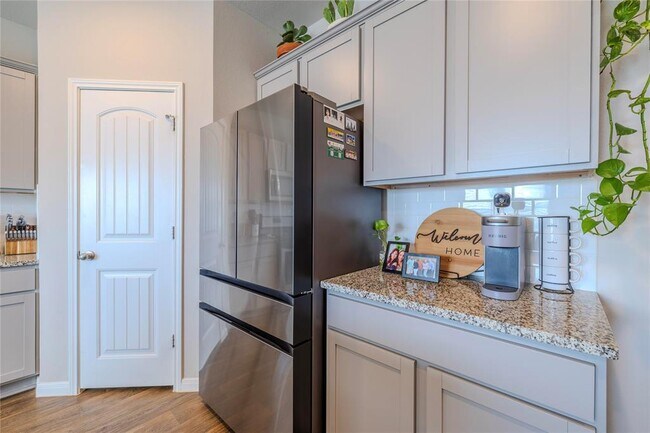 Building Photo - 178 Coralbean Dr