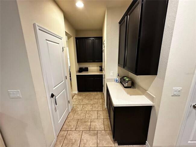 Building Photo - 8636 Chilton Dr