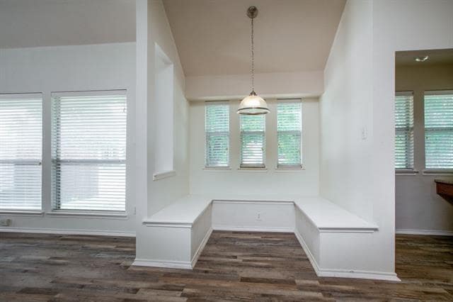 Building Photo - 9900 Northgate Dr