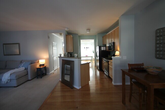 Building Photo - Exclusively Offered by Muse Realty, LLC