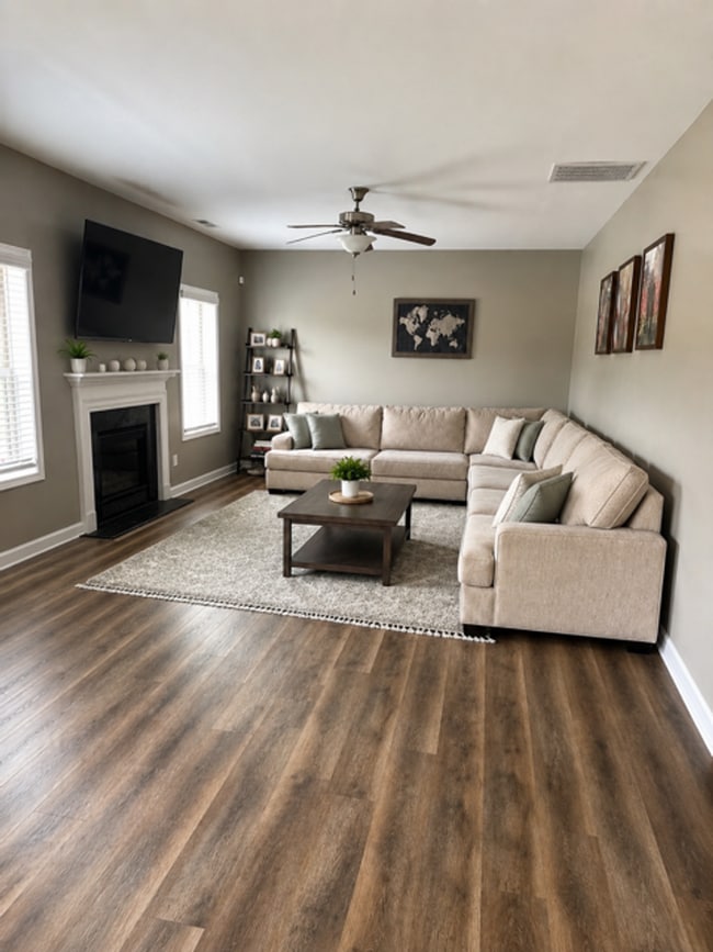 Building Photo - 2520 Clear Pines Ct