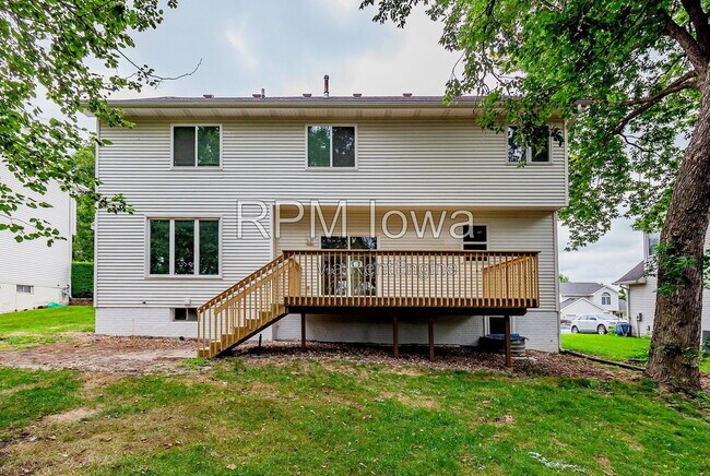 Building Photo - 14440 Briarwood Ln
