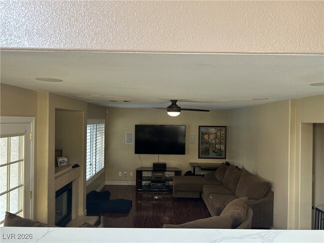 Building Photo - 8696 Ivy Glen Cir