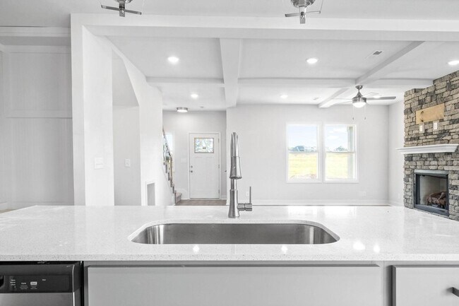 Building Photo - 1026 Cherry Acres Dr