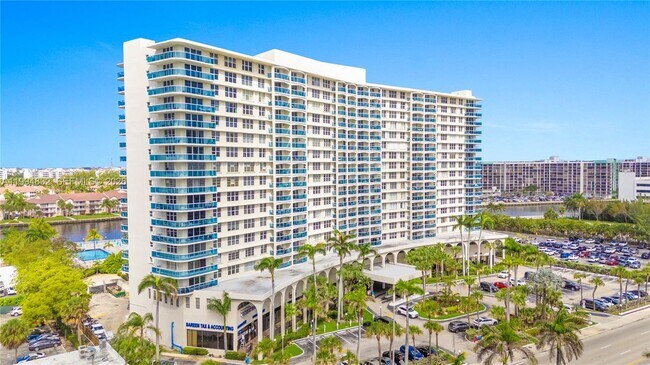 Building Photo - 3800 S Ocean Dr