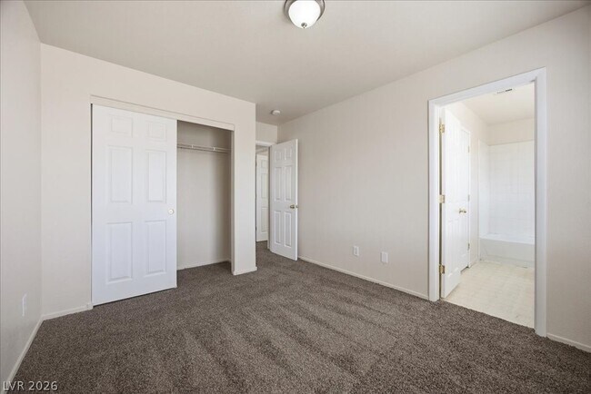 Building Photo - 7435 Aurora Glow St