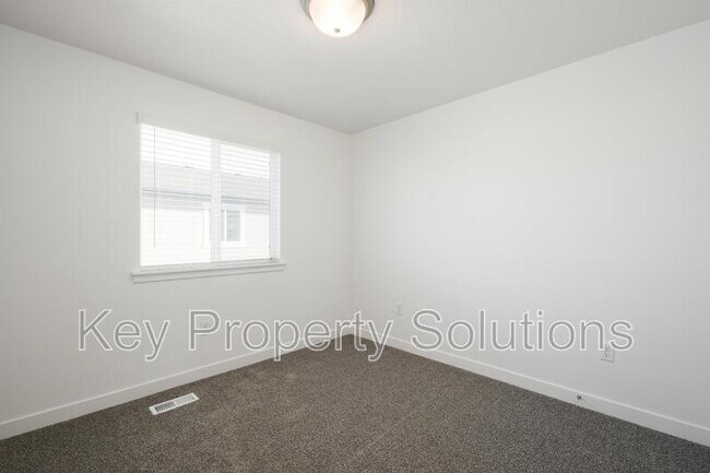 Building Photo - 12981 Devils Carden Ct