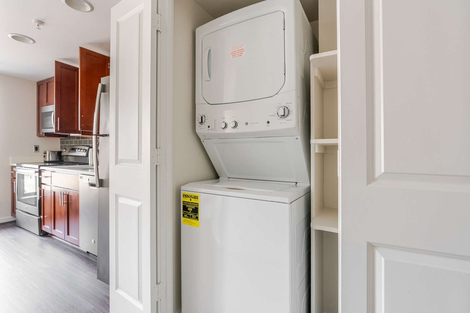 Building Photo - 3444 Fairfax Dr