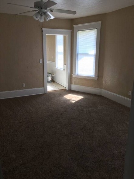 Building Photo - 1249 Addison Rd