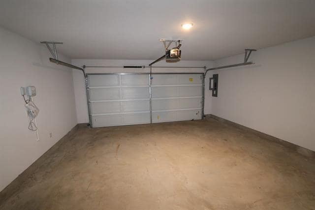 Building Photo - 833 Tennessee Dr