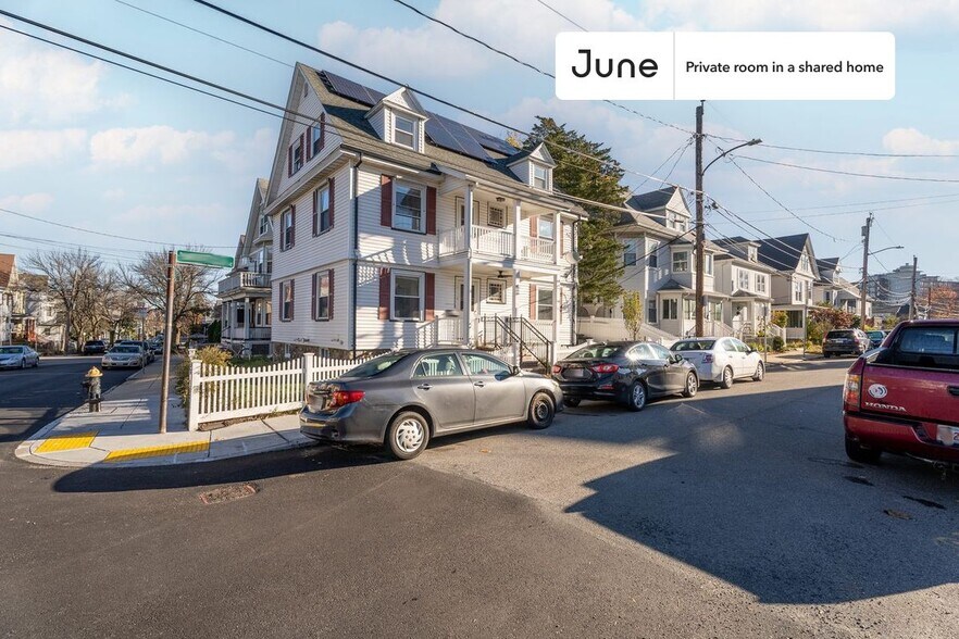 Building Photo - Room in Shared 3 bed/1 bath home in Brighton