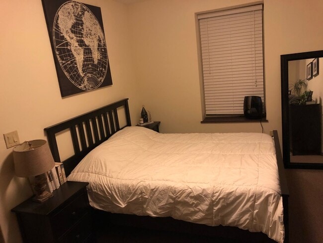 Building Photo - 724 S 20th St