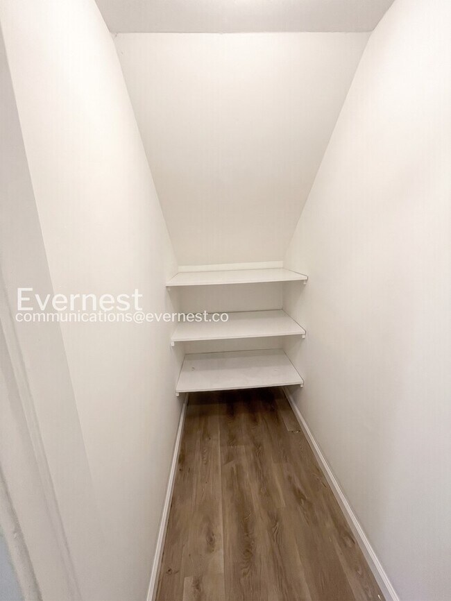 Building Photo - 2503 Elkmont Dr