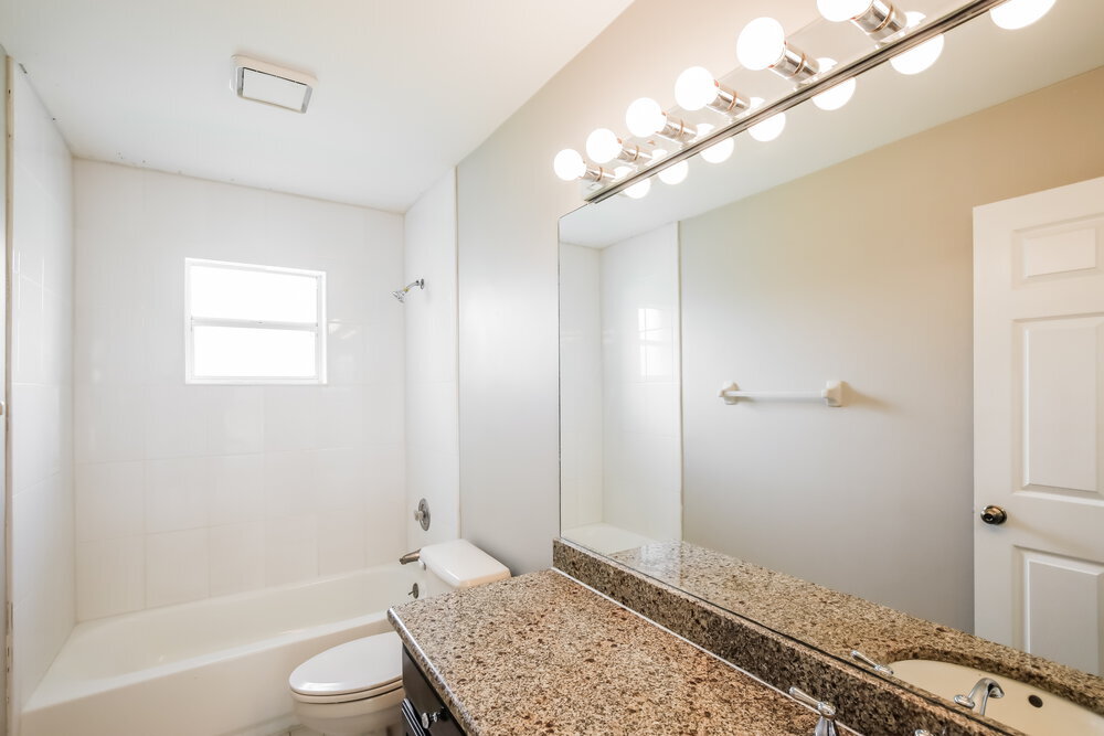 Building Photo - 105 Hemingway Ct