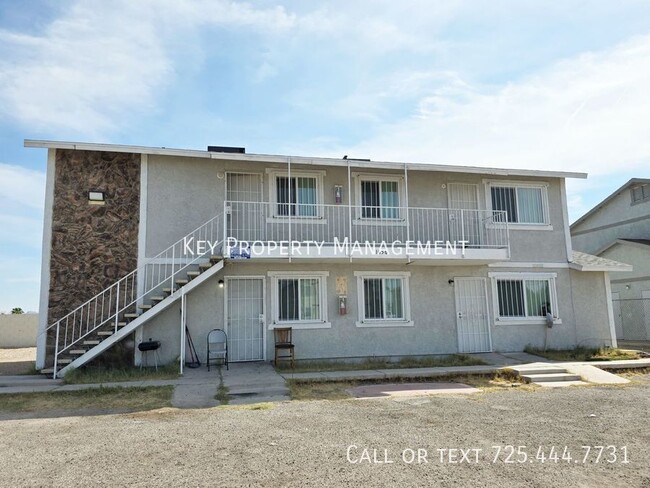 Primary Photo - REMODELED UPSTAIRS 2 BED, 1 BATH UNIT * OP...