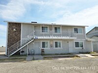 Building Photo - REMODELED UPSTAIRS 2 BED, 1 BATH UNIT * OP...