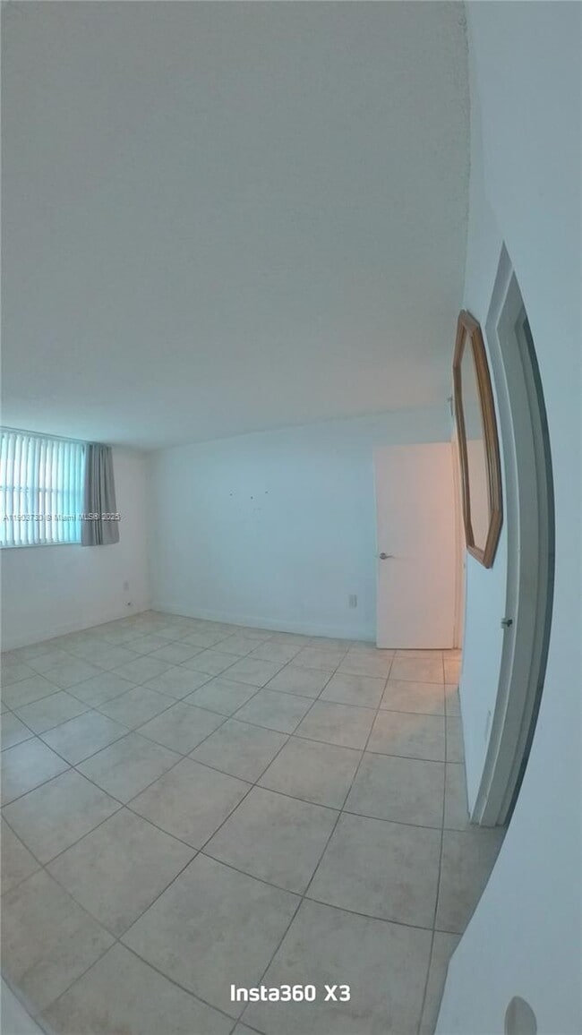 Building Photo - 1805 Sans Souci Blvd