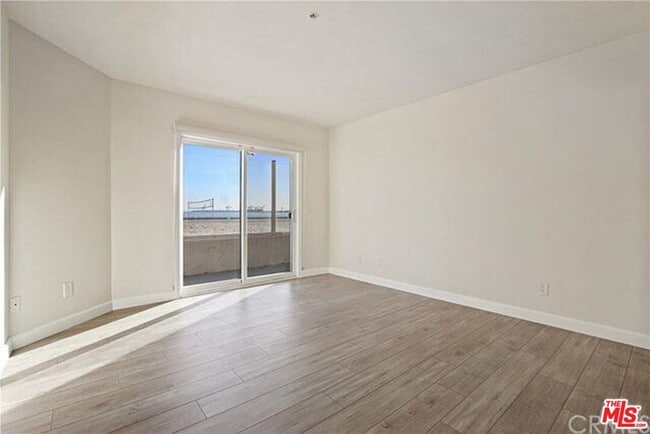 Building Photo - 25 S 15th Pl