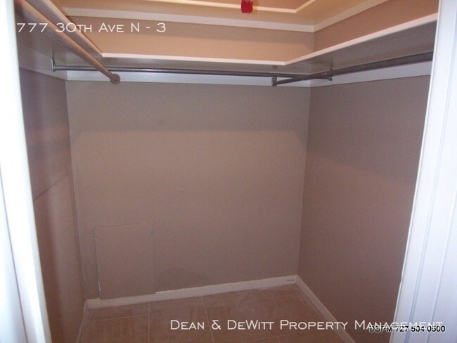 Building Photo - 777 30th Ave N