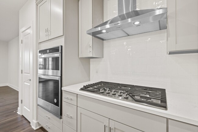 Building Photo - 100 St Ives Pl