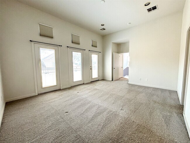 Building Photo - 2402 Morgan St
