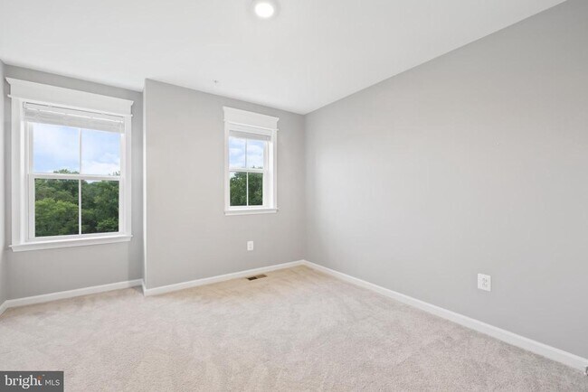 Building Photo - 4615 Crossing Ct