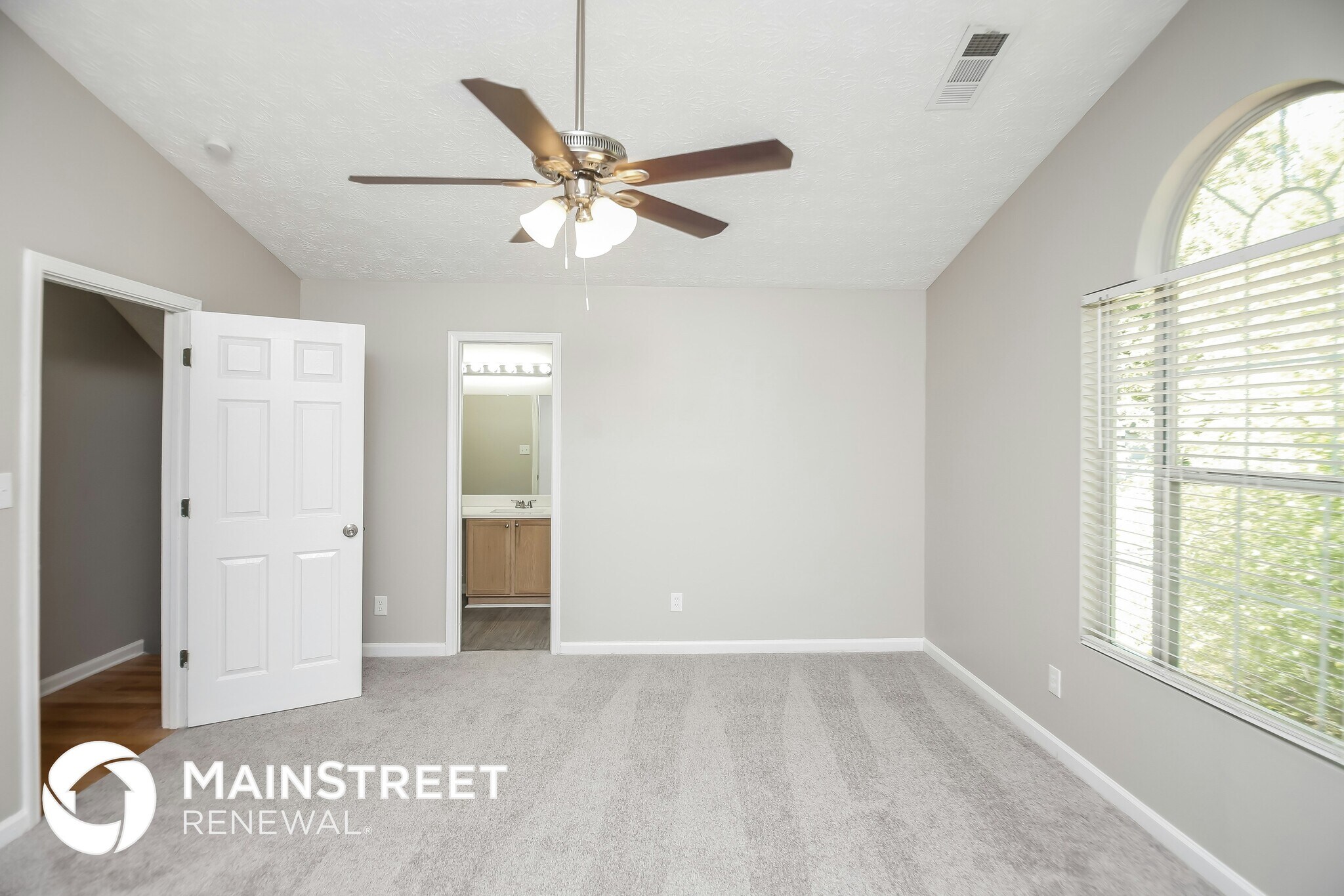 Building Photo - 851 Plumbridge Ct