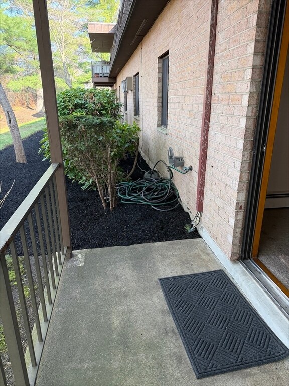 Building Photo - 147 Sylvan St