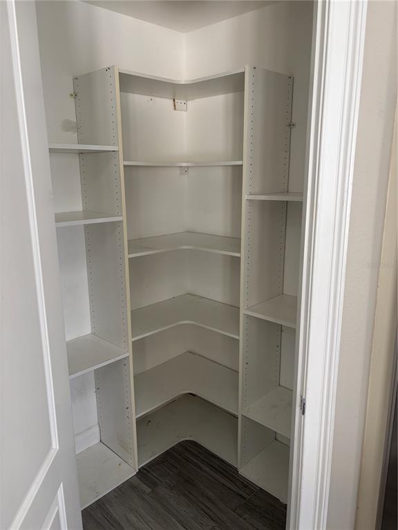 Building Photo - 3265 Hidden Lake Dr