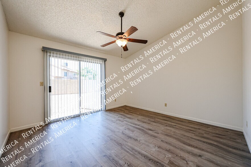 Building Photo - 12240 S 45th St