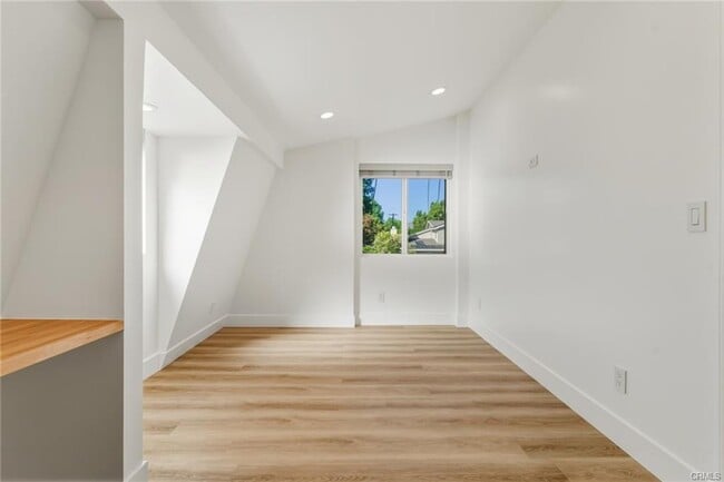 Building Photo - 6200 Woodlake Ave