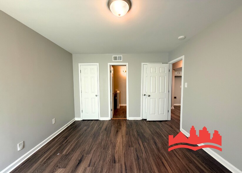 Building Photo - 3708 Deer Crossing