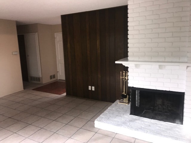 Building Photo - 3/2 Bedroom home in El Cajon with a POOL!