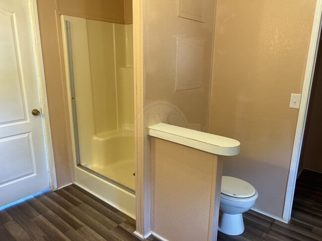 Building Photo - 5013 Tiffany Cir