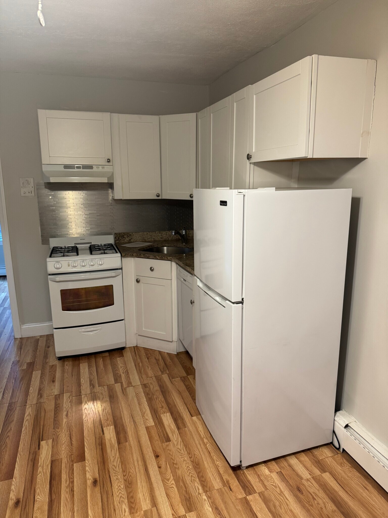 Building Photo - 165 Winthrop Rd