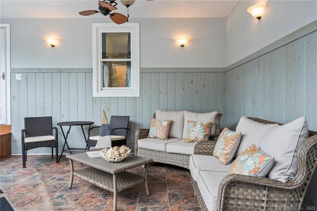 Building Photo - 33 Marshfield Rd