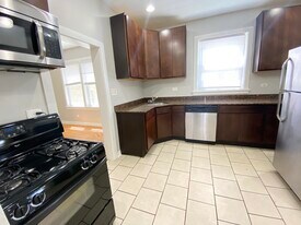 Building Photo - 2838 N Drake Ave