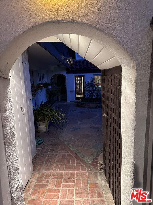 Building Photo - 311 Amalfi Dr