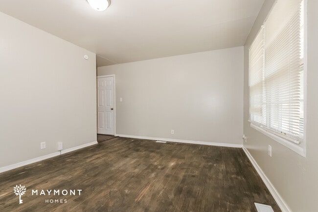 Building Photo - 9302 Stark Ave