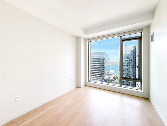 Building Photo - 133 Seaport Blvd